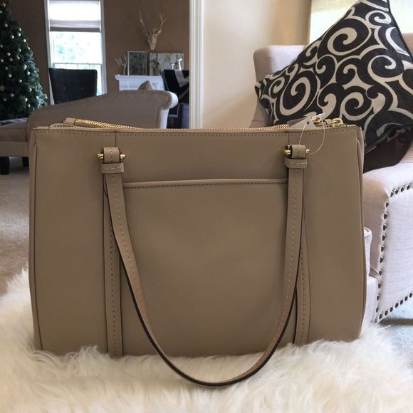 NWT COACH PEYTON LEATHER JORDAN DOUBLE ZIP CARRYALL - Picture 2 of 6